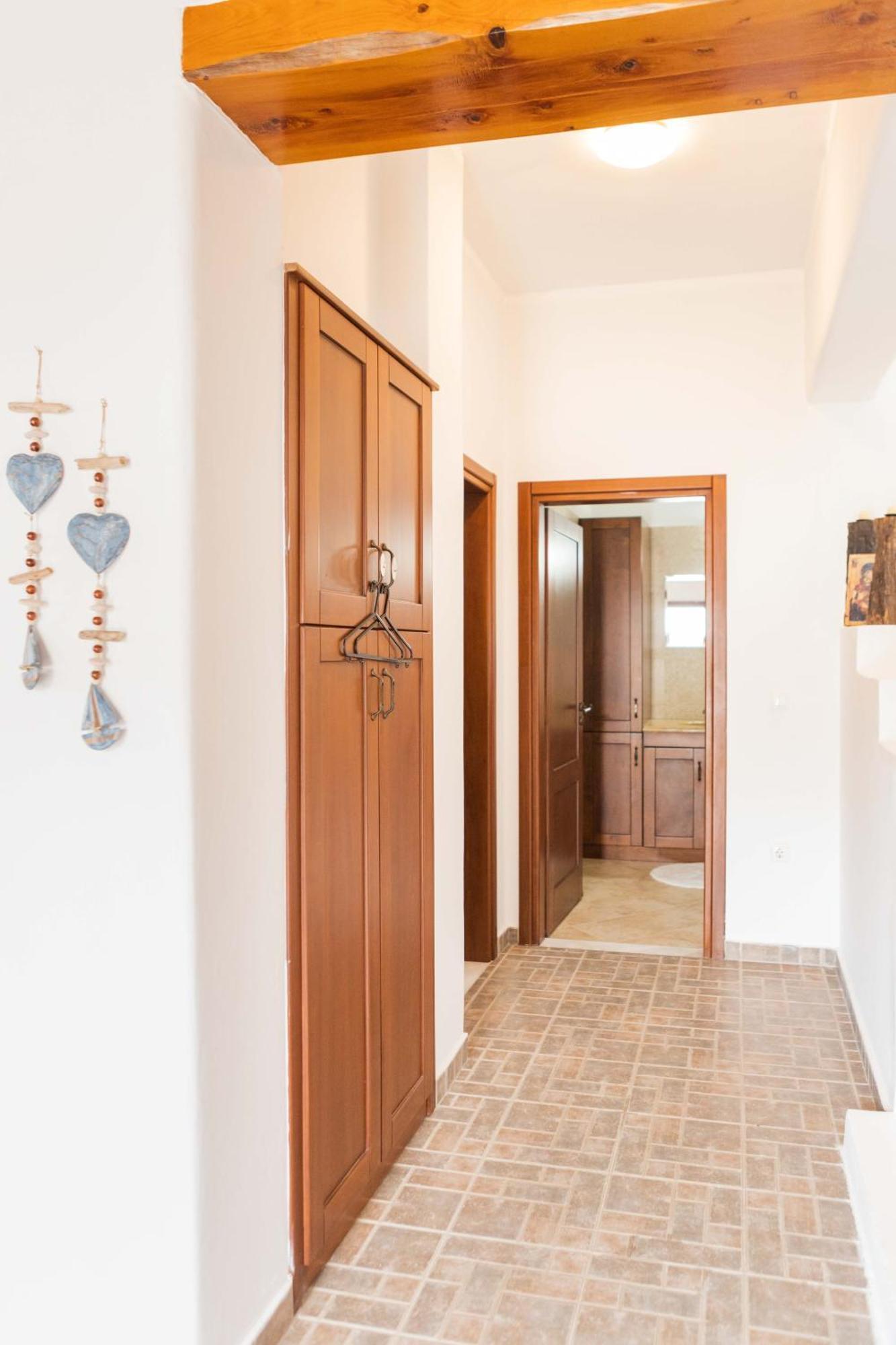 Maria's Traditional Apartament *